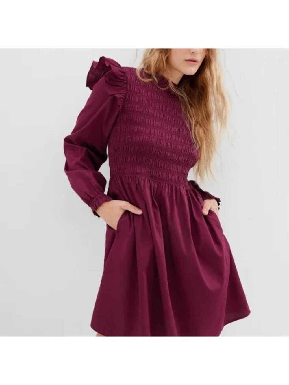 GAP Mini Dress Medium Smocked Ruffle Sleeve Long Sleeve Purple Feminine Trendy